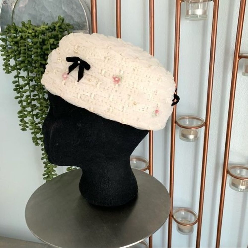 Vintage Off-White Mesh Pillbox Hat Floral Pearls - Picture 5 of 7